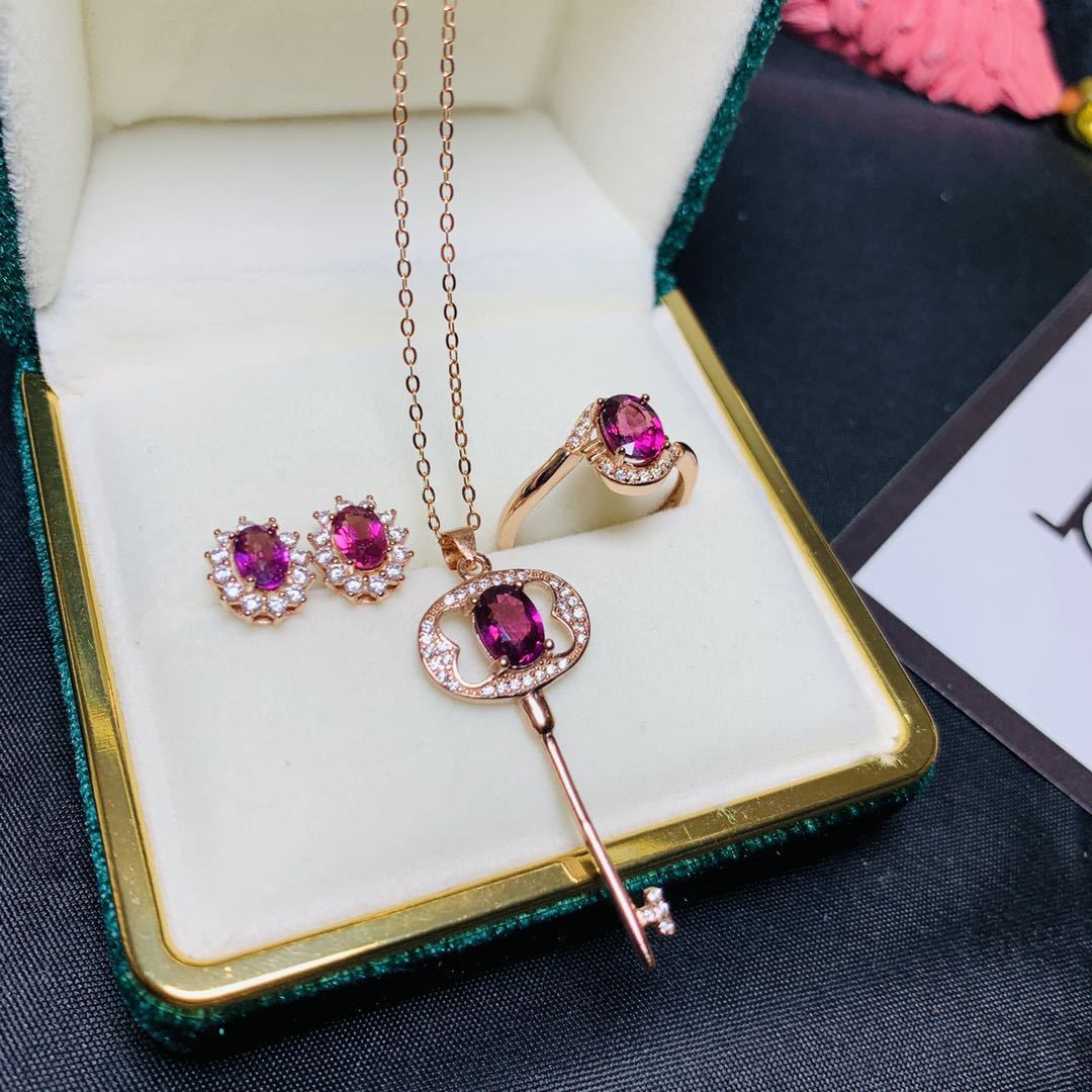 [DF]Elegance Redefined Garnet Set - S925 Silver with Magnificent Magnalium Garnet