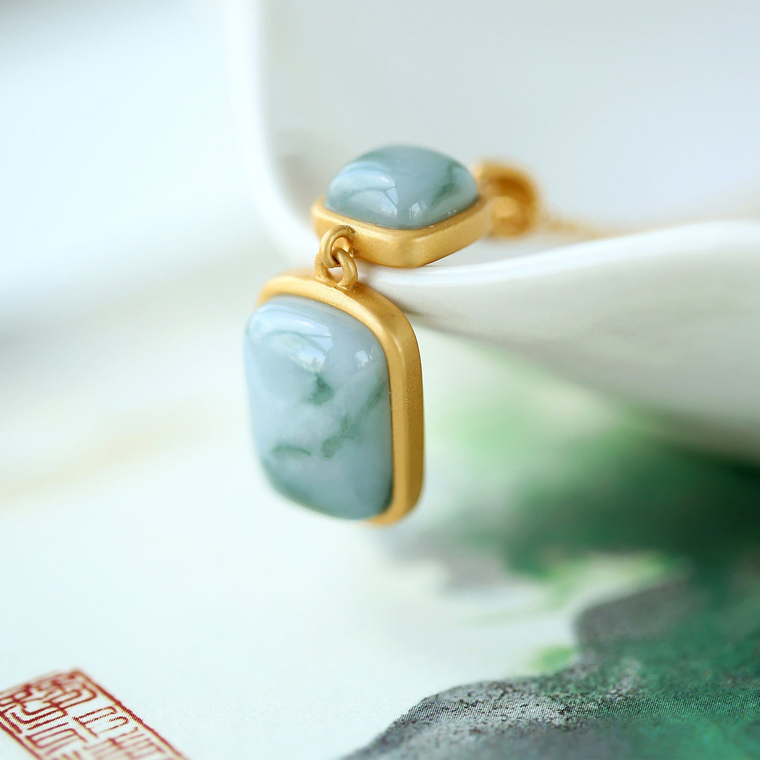 S925 sterling silver gold-plated inlaid jadeite geometric square minimalist pendant pendant