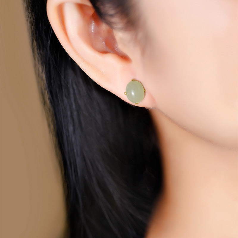 S925 silver inlaid slime egg earrings are natural and simple