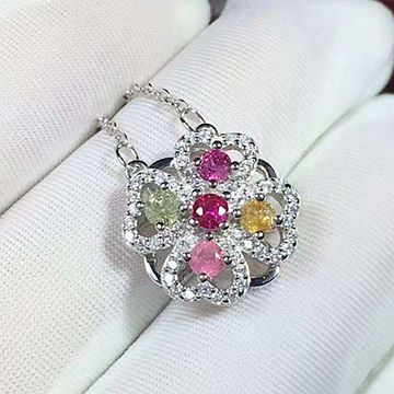 Juego de lujo de turmalina natural con colgante giratorio de cuatro hojas con incrustaciones de plata S925