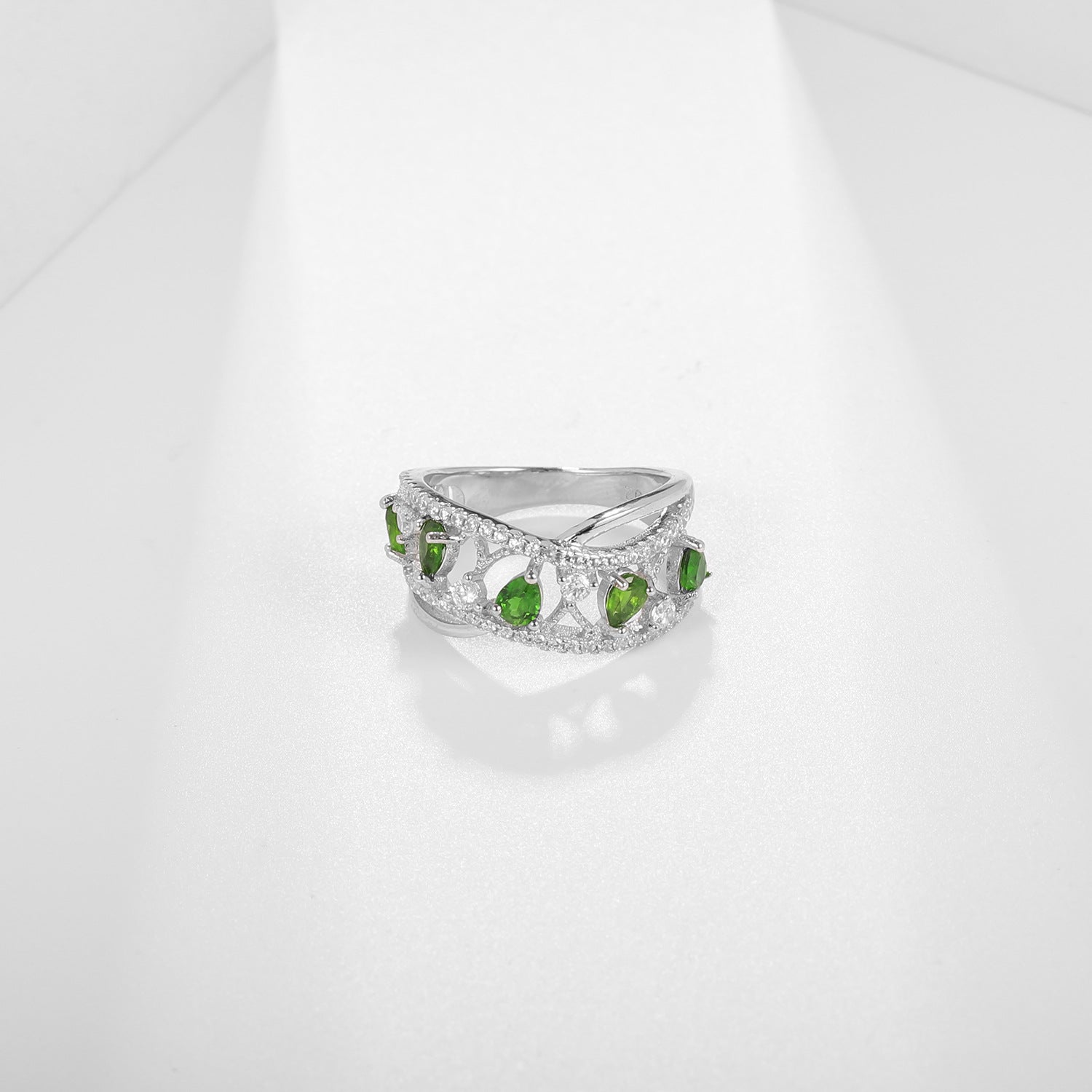 Bague Diopside naturelle avancée, bague au trésor colorée incrustée d'argent s925