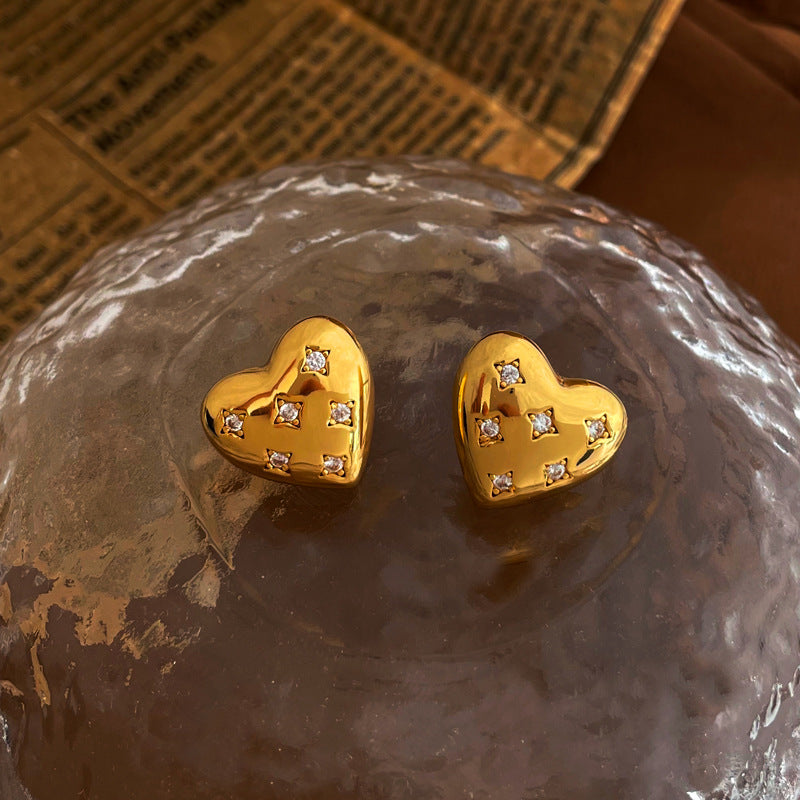 [DF]Pendientes con forma de corazón japoneses coreanos de aguja de plata S925 bañados en cobre y oro genuino con aretes de circonitas simples y elegantes para mujeres