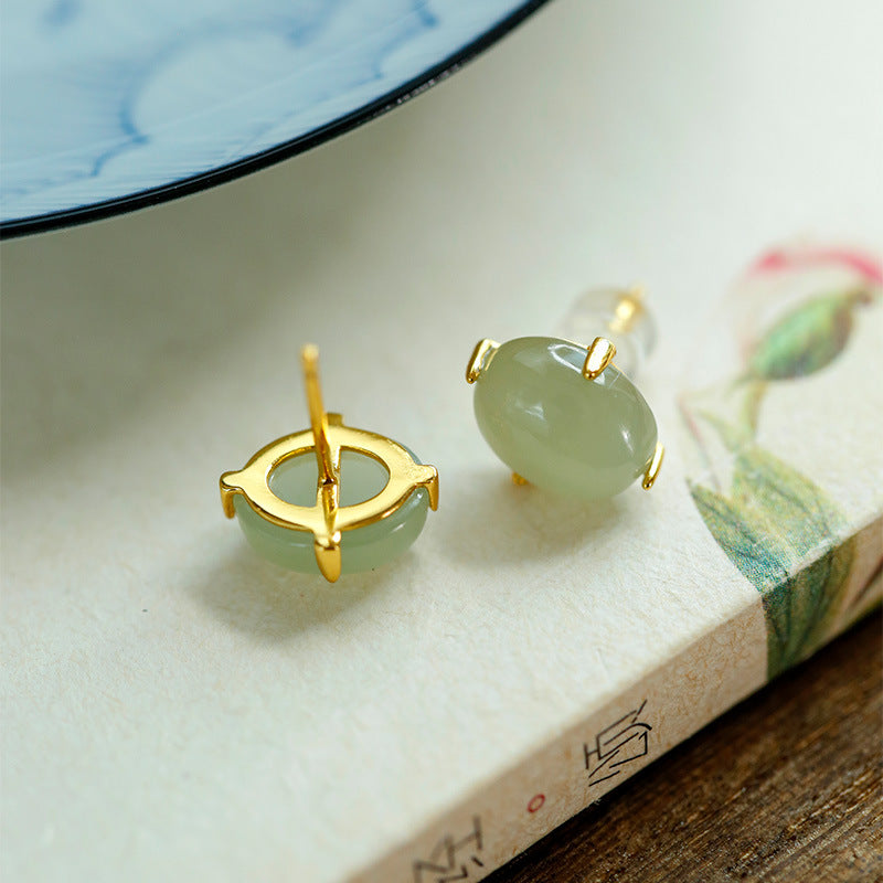 S925 silver inlaid slime egg earrings are natural and simple