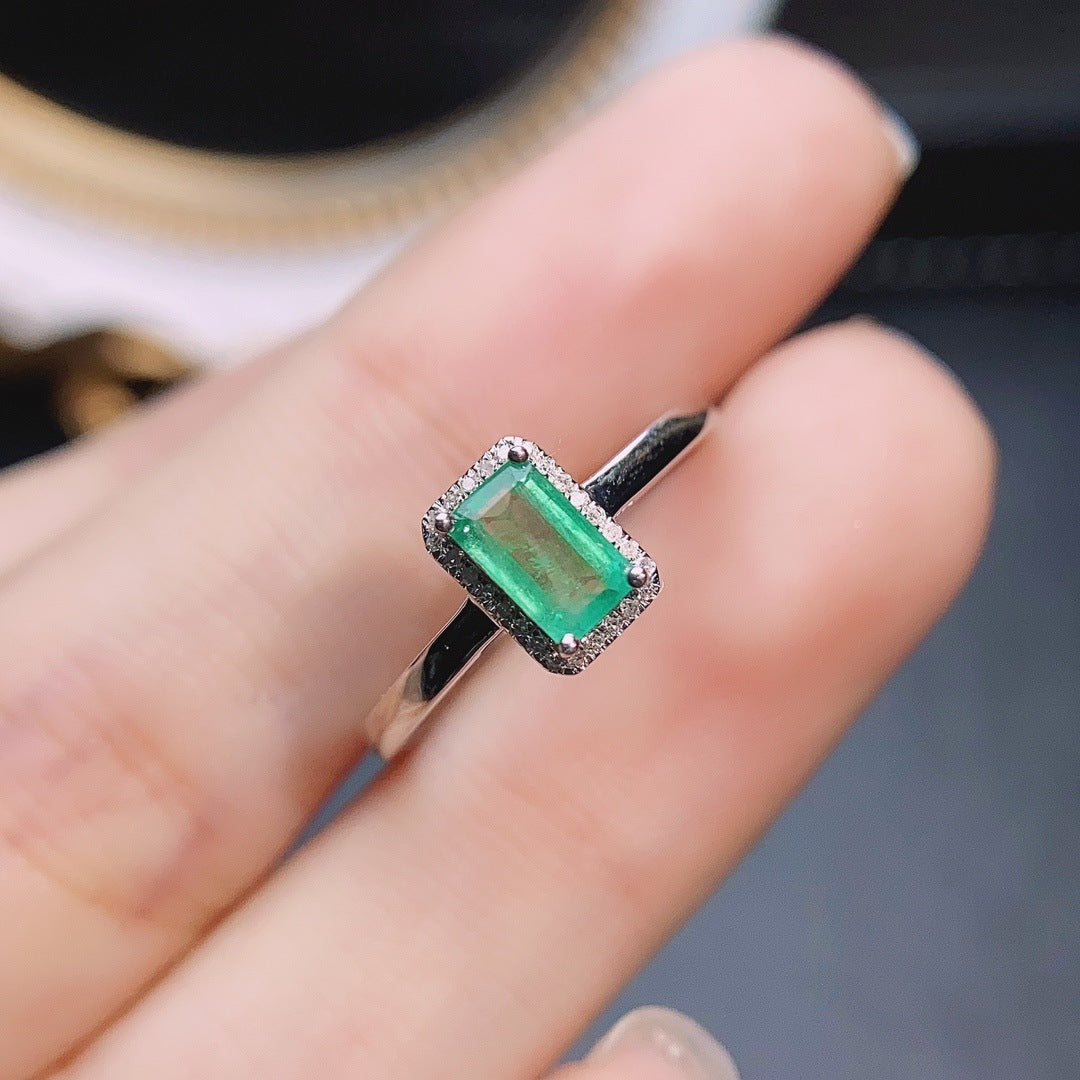 Natural emerald ring 18K gold set main stone 3*6 selling