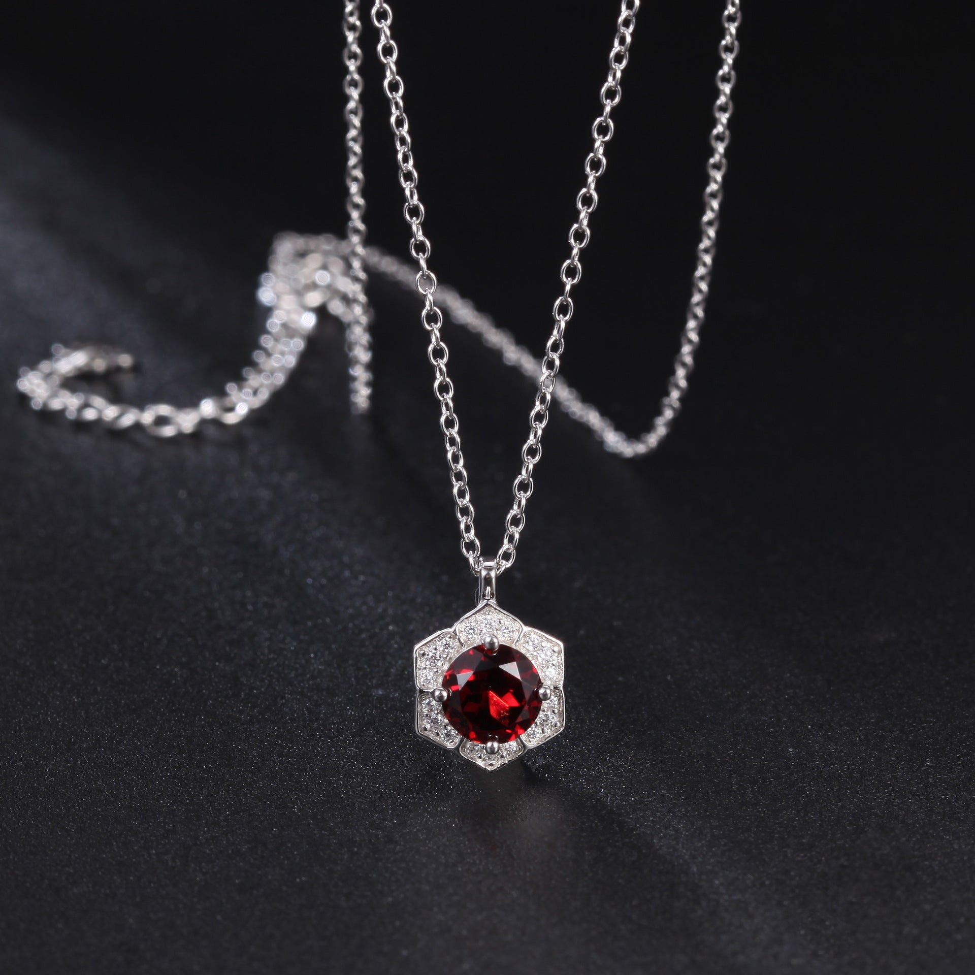 Accessoires de bijoux de luxe légers pendentif en pierre précieuse s925 pendentif collier au trésor de couleur naturelle incrusté d'argent